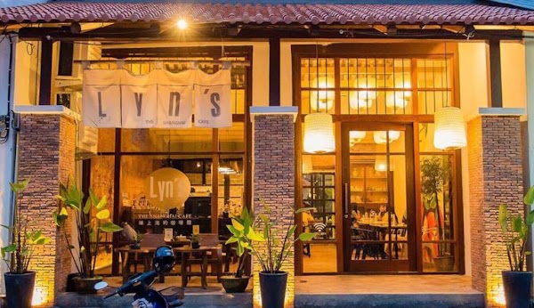 Lyns The Shanghai Cafe
